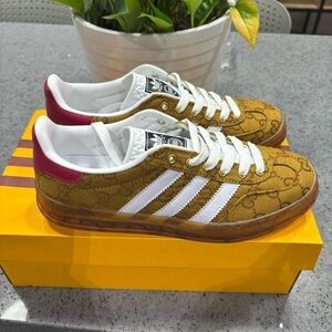 Gucci Brown and White Sneakers with Red Accent